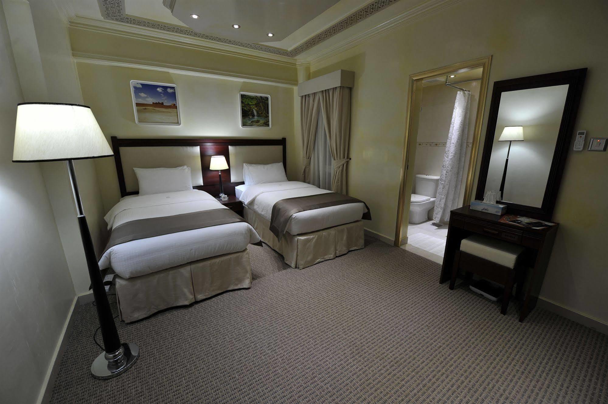 Oman Palm Hotel Suites Maskat Dış mekan fotoğraf